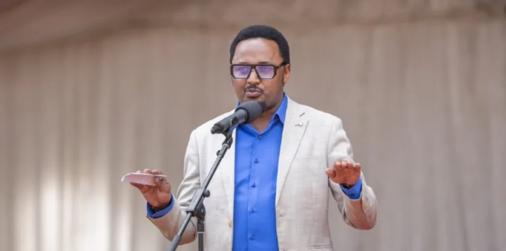 Kiambu Senator Karungo Thang'wa speaks. He is at Our Lady of Sorrows Baricho Catholic Parish in Ndia, Kirinyaga County. This event takes place on September 15, 2024.