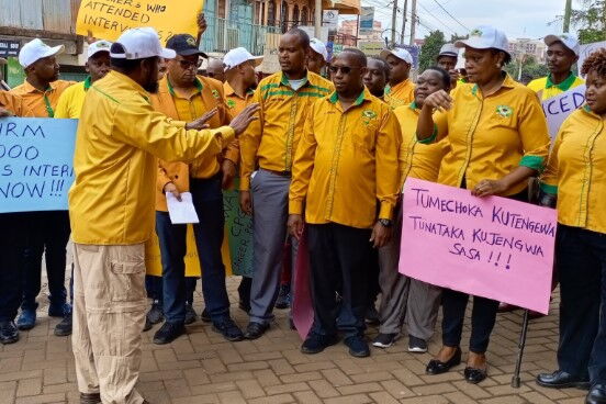 teachers take part in demonstration on august 26, 2024