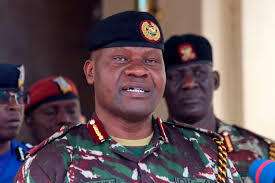 Confusion Reigns as Police Boss Denies Nairobi Lockdown Amid Widespread Roadblocks.