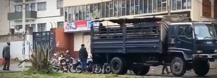 Shocking Raid: Police Arrest Motorists Sneaking into Nairobi CBD Ahead of Protests.